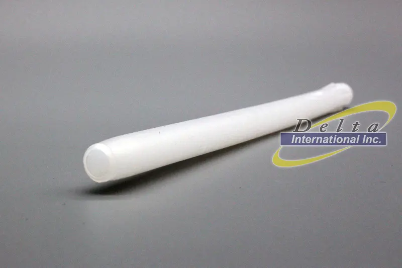 220565 Model 1010 Polyethylene 5/16" Orifice X 10" Threaded Long-Reach Sealant Application Nozzle 2
