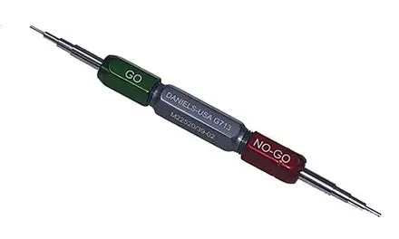 G713 - Gage Stepped Go/No-Go M22520/39-02 1