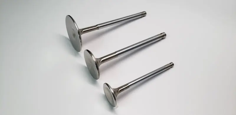 Ferrea Competition Plus Intake Valve For Chevrolet Big Block – 2.25" Diameter, 11/32" Stem, 5.35" Length, +.100" Oversize (Driver Side Only) 2